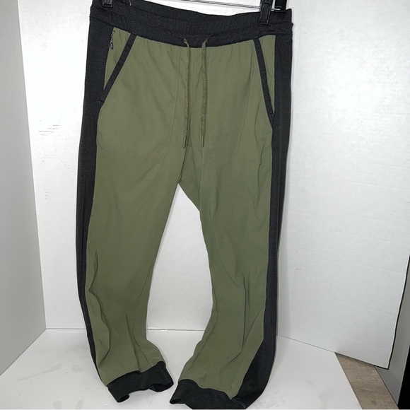 The North Face Pants - The North Face Womens Green and Gray Skinny Leg Track Pants